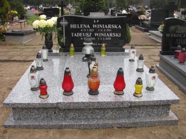 Grób Tadeusz Winiarski
